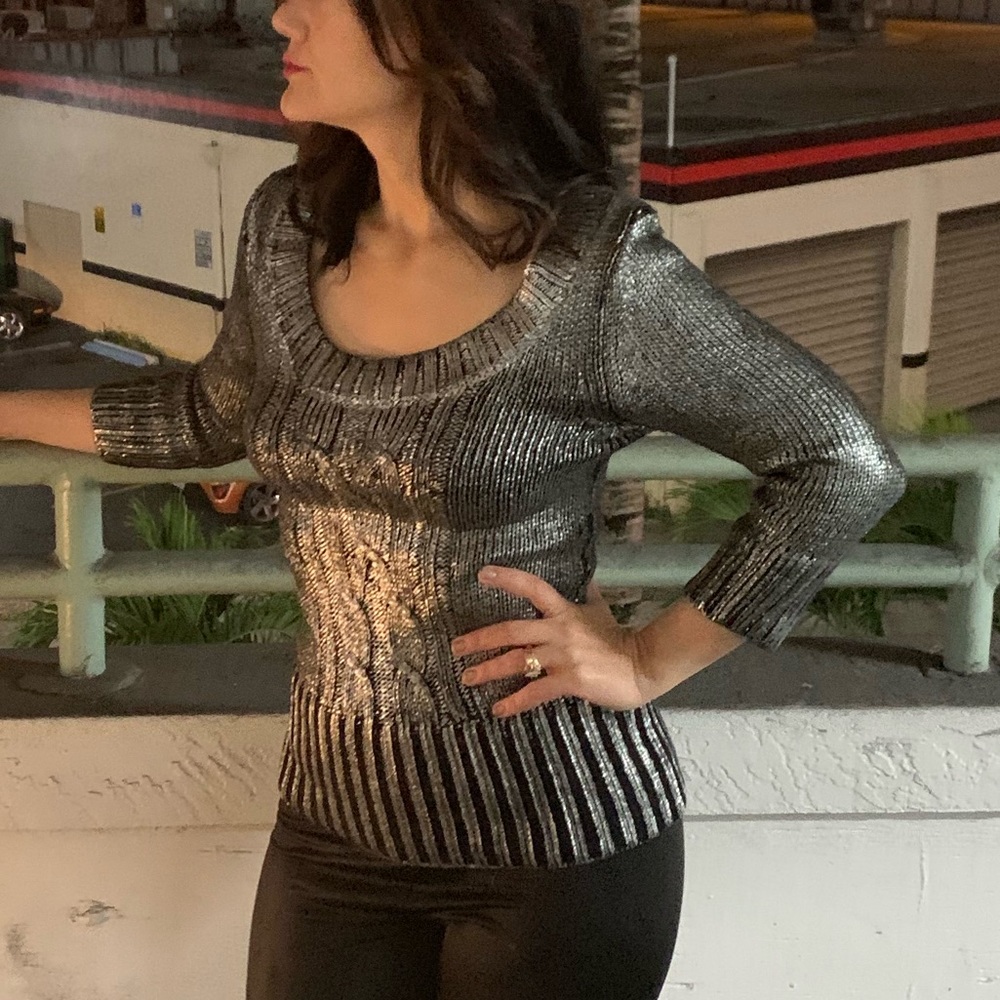 Xoxo Metallic Sweater Top Size Medium